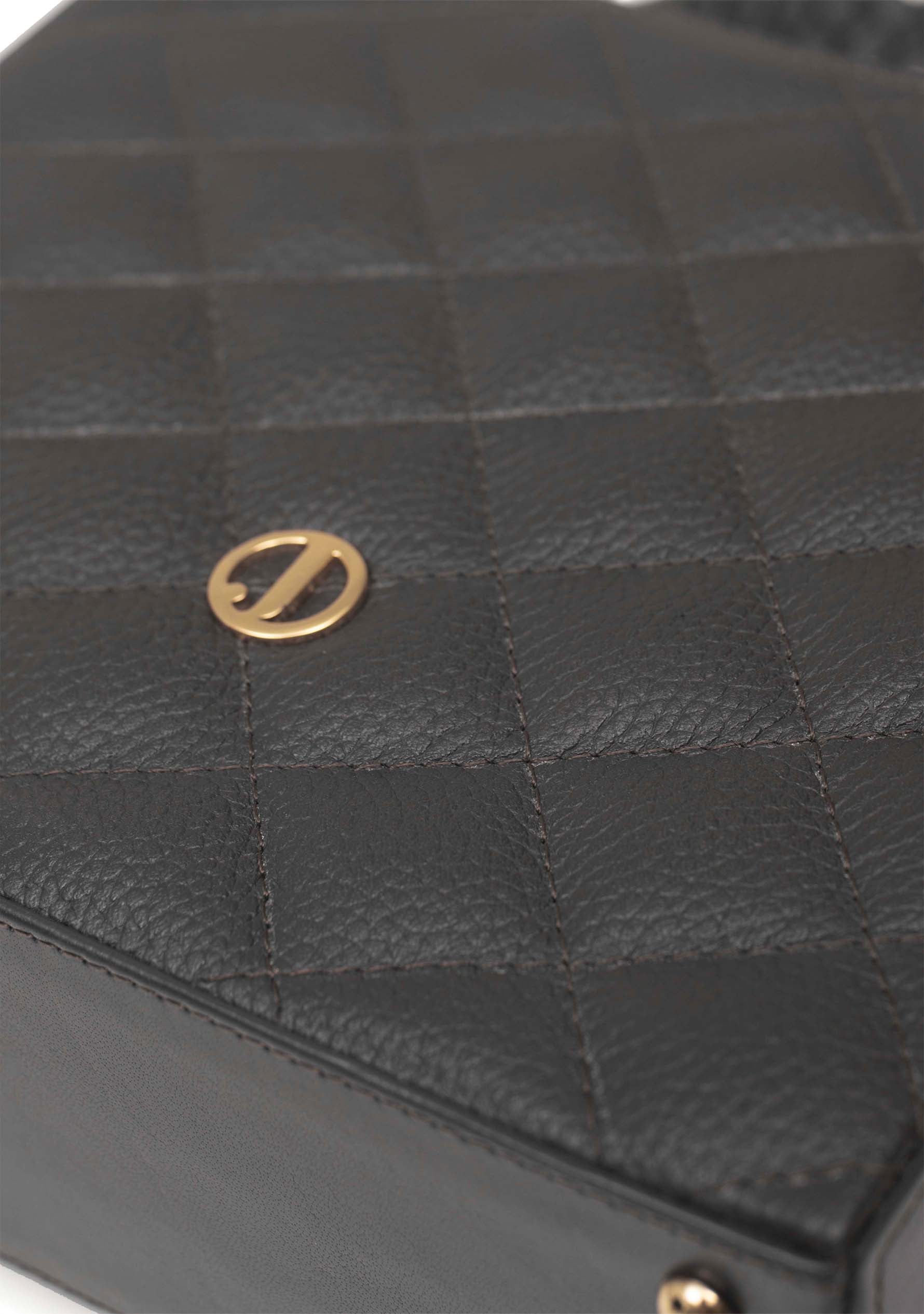 Quilted Box Madora