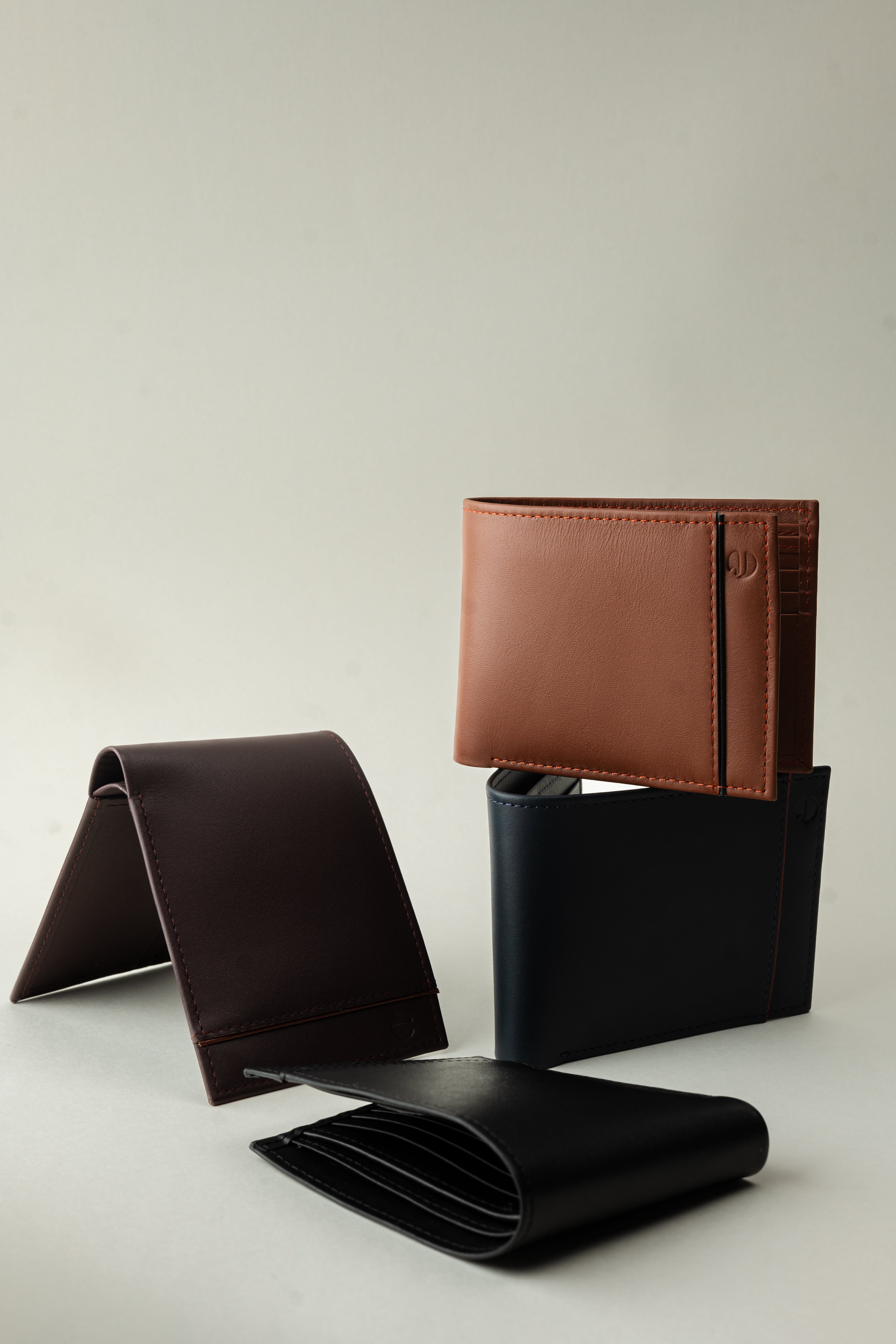 Classic Stripe Oxford Wallet